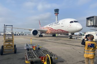 Qantas hat am Londoner Flughafen Heathrow (Bild) einen SAF-Liefervertrag unterzeichnet, aber der emissionsarme Kraftstoff ist in Australien nicht erhältlich 