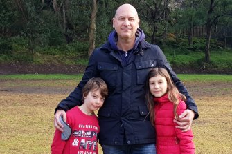 Chris Harrison with his children Lorenzo and Sofia.