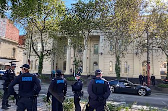 Police station themselves at Prahran Town Hall in Melbourneâ€™s inner east after protesters re-assembled in the area.