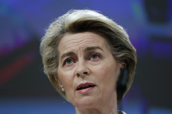 Președintele Comisiei Europene, Ursula von der Leyen, se așteaptă ca americanii să poată veni în Europa până în vara de nord. 