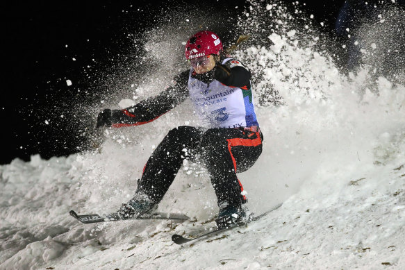 Laura Peel has won the crystal globe, the first Australian to do so since 2009.