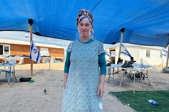 Settler activist Tchiya Chaim says Israel should re-establish settlements in the Gaza Strip. 