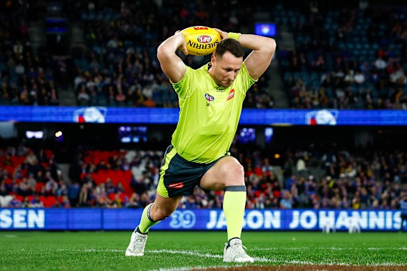 Brett Rosebury, before the bounce was ditched. 