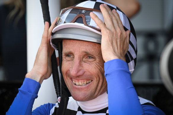 Retiring jockey Damien Oliver.