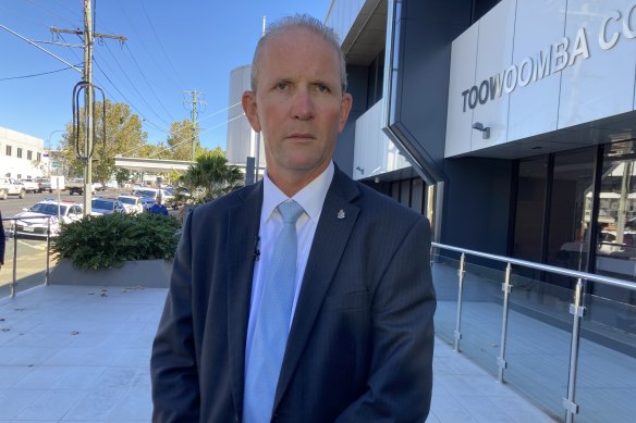 Queensland Police Union president Ian Leavers says all police involved in the incident in Mareeba, west of Cairns, performed “professionally, responsibly and with great restraint”.