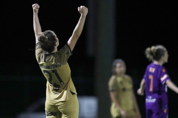 Wanderers midfielder Ella Mastrantonio has promised a "different mindset" from her side on Sunday. 