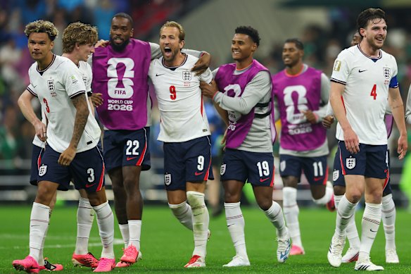 England celebrate after defeating Mexico and advancing to the quarter-finals. 