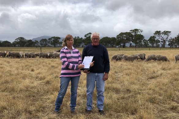 Rhonda and John Crawford, who run Rock-Bank Merino and Poll Merino Stud in Victoria Valley, have started a petition opposing the idea to re-introduce dingoes.  