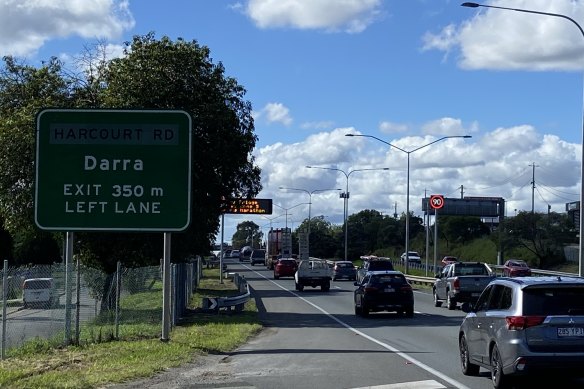 The forgotten four-lane section of the Ipswich Motorway from Darra to Oxley will be widened after Federal Labor gave $20 million to fast-track detailed planning. The fenced-off service road can be seen on the left.