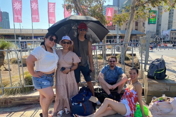 Friends Angeline Lee, Channelly Mama, Mark Scott, Tim McKeebunny and Monica Wang head to Altona Beach to ring in the New Year.