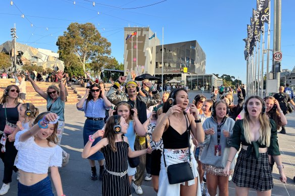 A Taylor Swift-themed silent disco: Even fans who weren’t attending the concert found a way to celebrate