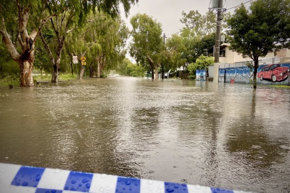 The view along Tramore Street, Rocklea, during the February 2022 floods.