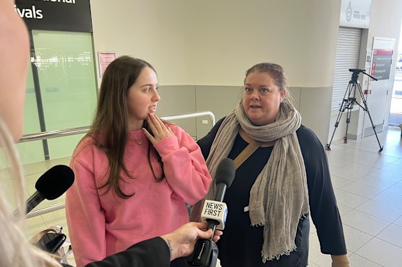 Queensland residents Naomi Nettleton and her daughter Isobel Nettleton-Hart were passengers on Qantas flight QF33.