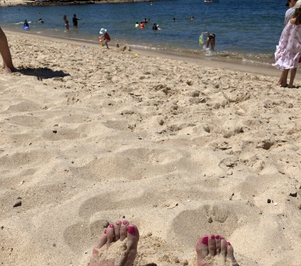 Carolyn Cummins’ toes on Balmoral Beach.