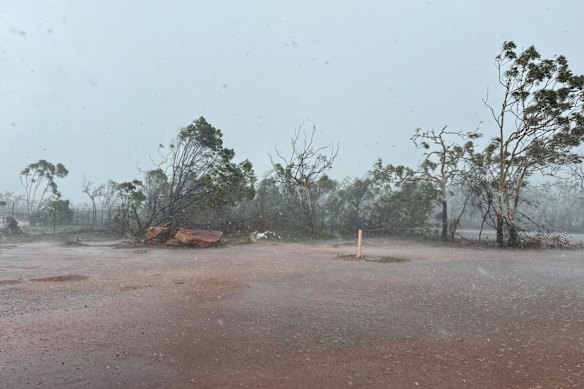 Djarindjin na segunda-feira.
