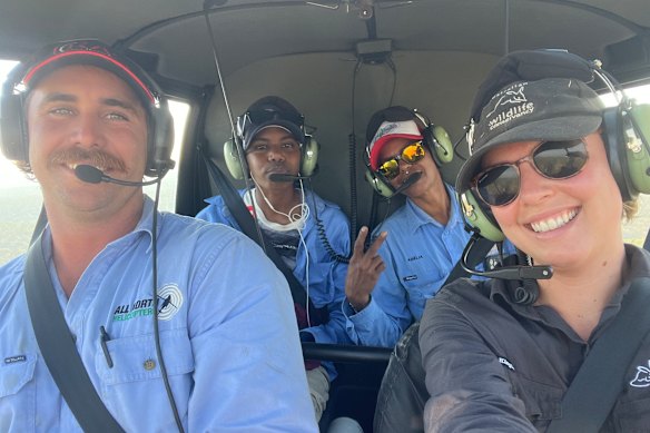 Pilot Ritchie Stephenson, Rihanna Bangmorra (Dambimangari Aboriginal Corporation), Amelia Hurrell (DAC/Australian Wildlife Conservancy) and Naomi Blondel (Australian Wildlife Conservancy).