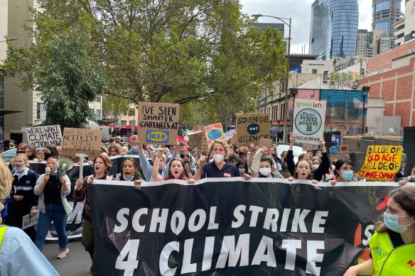 School Strike 4 Climate march hits Melbourne. 
