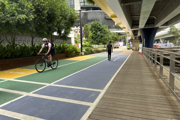 The Bicentennial Bikeway is almost entirely separated for pedestrians and bike riders until it gets to Queen’s Wharf, where it breaks in the middle for a shared boulevard.