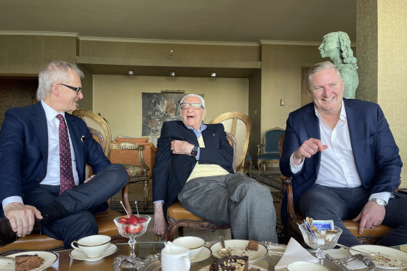 Brand and fundraiser John Richardson with retired businessman Isaac Wakil (centre), who with wife Susan donated $24 million to the project.