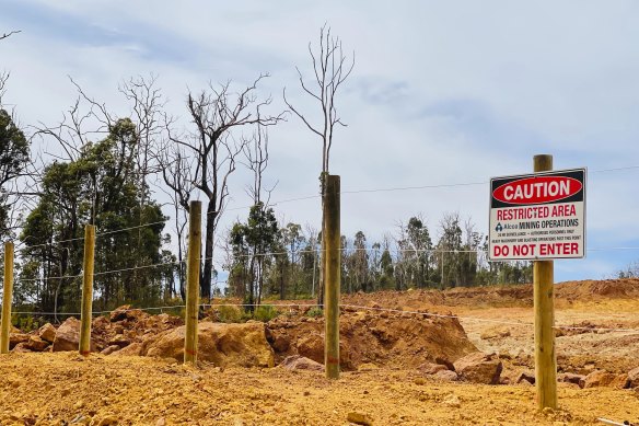 Alcoa has cleared extensive areas of forest for its Willowdale bauxite mine. 