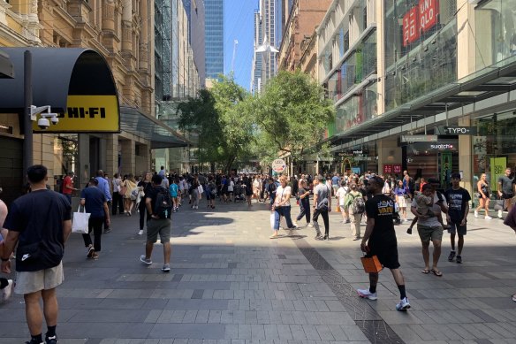 Sprzedaż w Sydney Boxing Day była znacznie cichsza w Pitt St Mall niż w przeszłości.