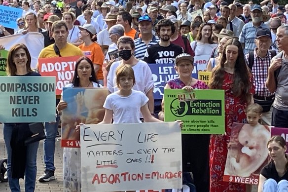About 1000 people supporting pro-life choices and anti-abortion policies marched through Brisbane on Saturday.