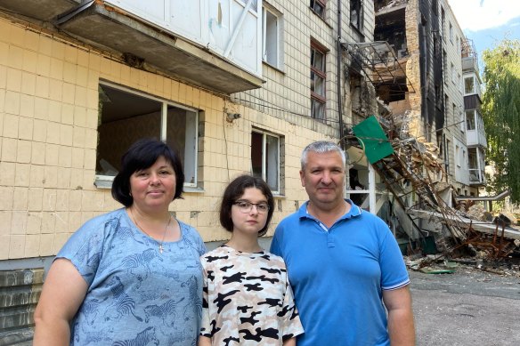 The Kulikovsky family: Irina, Anastasia and Volodymyr have returned to Borodyanka.