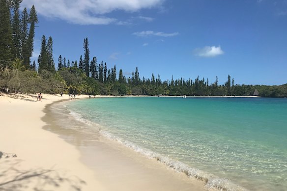 Heavenly Kanumera Bay, Île des Pins. 