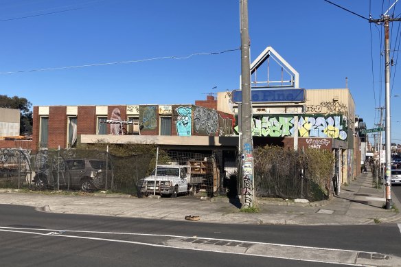 Thornbury’s abandoned Le Pine Funerals site.