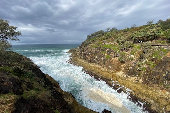 The Gorge Gorge Headland AT Puncture Tens Tens Acception of Dresses as the.