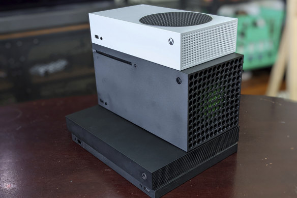 In addition to being smaller, the white Xbox Series S is also less fingerprint hungry than the Series X (middle) or the last generation One X.