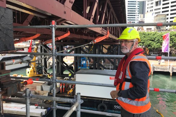 French at the heritage-listed Pyrmont Bridge.