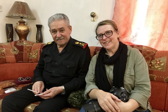 Lieutenant-General Abdul Ghani al-Asadi with photographer Kate Geraghty.
