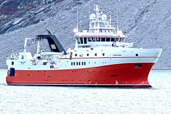 The research fishing vessel, Tarajoq, that freed the Ocean Explorer.