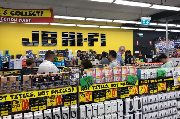 JB Hi-Fi stores still remain open during the coronavirus pandemic, causing angst for a number of its employees. 