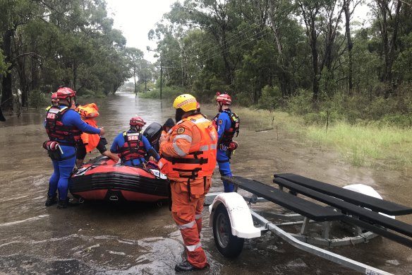 The Pitt Town rescue.