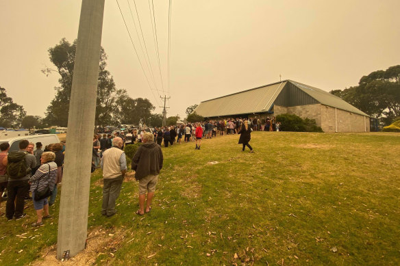 People have begun lining up to board the HMAS Choules. 