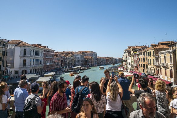 Attracting millions of tourists each year, Venice has long battled pickpockets.