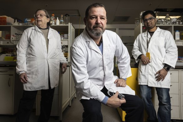 Dr Sandro Ataide (centre) with his colleagues Professor Ruth Hall (left) and Rezwan Siddiquee.