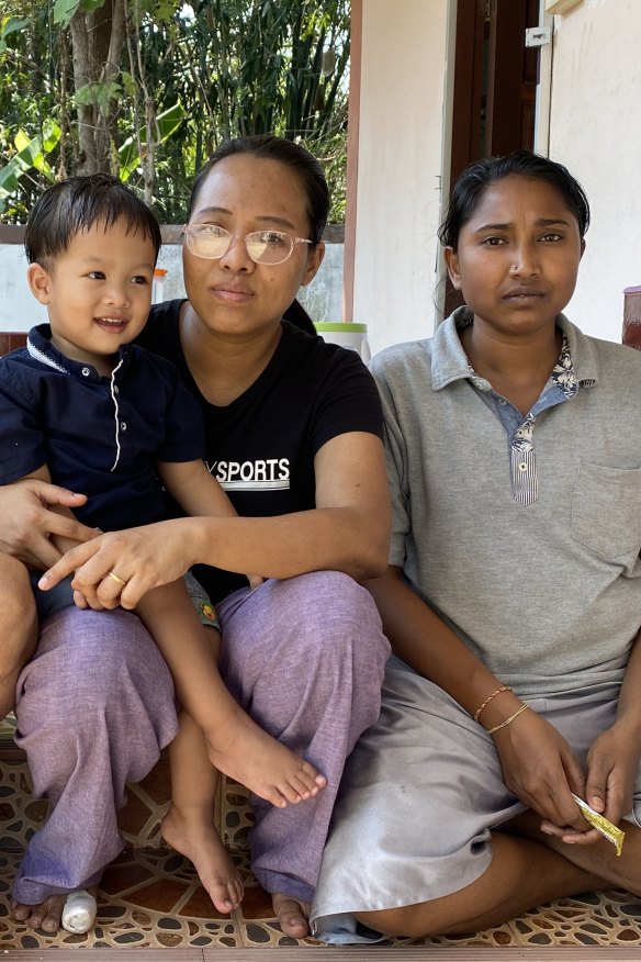 Former political prisoners Honey Oo and Thiha Win Tin in Mae Sot with their children Lin Mun and Zwe Mun and friend Liei Lei.