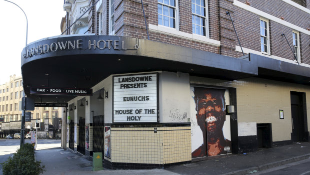 Burger kings quit as Lansdowne Hotel swaps bands for bedrooms