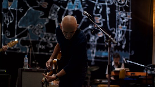 A scene from 2012 film, Paul Kelly – Stories of Me.