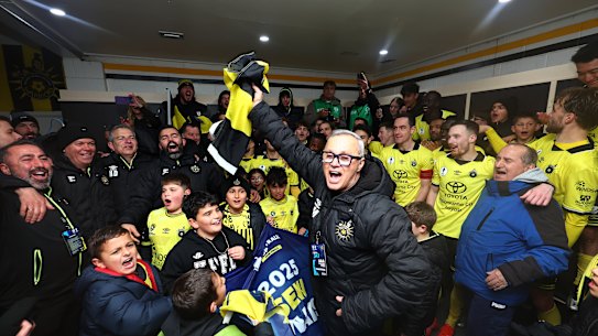 Heidelberg United celebrate their quarter-final win over Wellington Phoenix in the Australia Cup.
