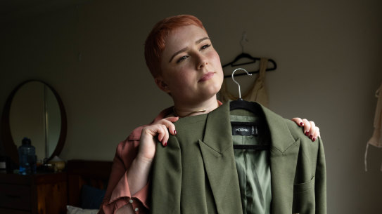 Chelsea Needham dreads clothes shopping in malls, but loves using online styling service Threadicated.