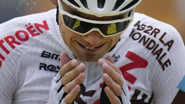 ‘He fought like a lion’: WA contender Ben O’Connor shows grit on iconic Tour de France climb
