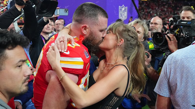 Taylor Swift and Travis Kelce announce engagement