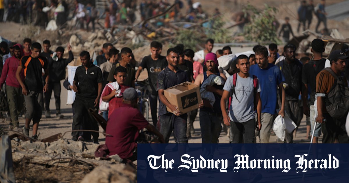 Israeli soldiers ordered to fire on Palestinians queuing for aid, say whistleblowers