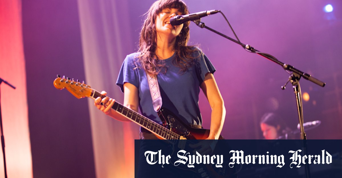 Courtney Barnett review of concert at Melbourne's Forum: Things Take Time, Take Time - Vimarsana News