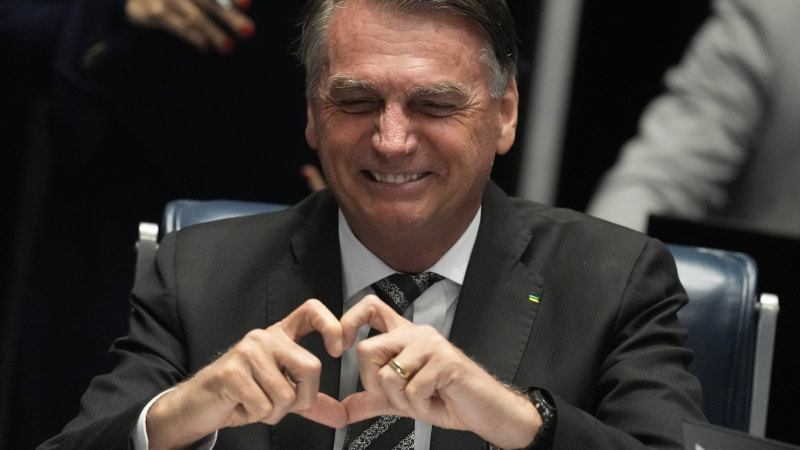 Seçim otoritesi, Bolsonaro'nun hileli seçimlerin geleceği iddialarını çarptı