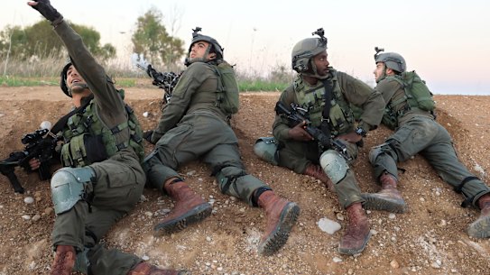 Several dead as fighting escalates after 'botched' Israeli raid in Gaza